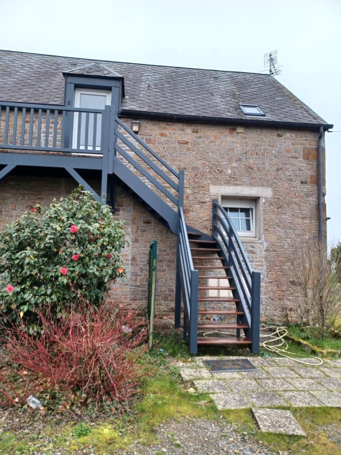 Joli Appartement Avec Vue Sur La Baie Avranches Exterior foto